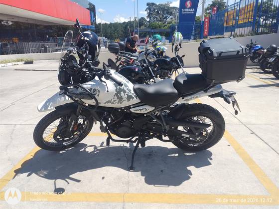 ROYAL ENFIELD HIMALAYAN 450 KAMET WHITE 